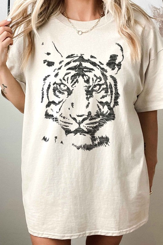 TIGER OVERSIZED GRAPHIC TEE